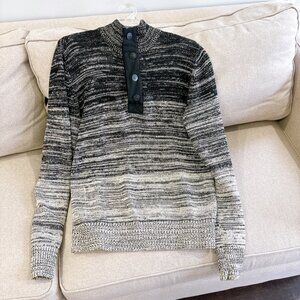 Mens express sweater, size M